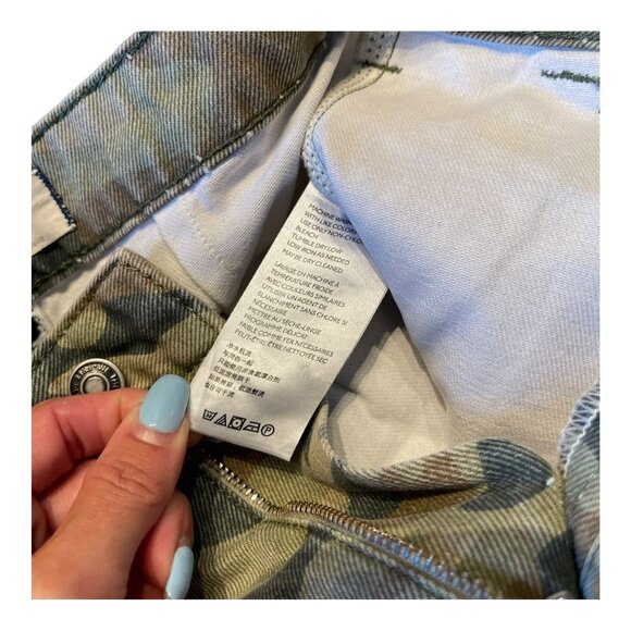 Free People Size 24 Remy Camo Print Jeans High Rise Wide Leg Cargo Pants Pockets - Picture 12 of 12